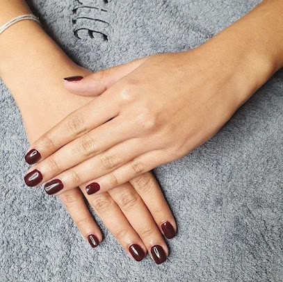 Belle & Re-Belle (onglerie, Extension De Cils, Volume Russe, Soins Des Sourcils), Institut de Beauté à Marseille 09