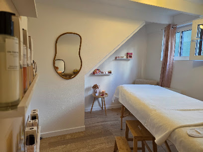 M.beauty Cabinet De Beauté | Esthéticienne & Facialiste, Institut De Beauté à Concarneau