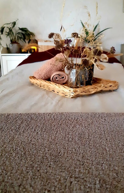 Essenci'elles - Massage Et Soins Bien-être, Institut de Beauté à Saint-Jean-Pla-de-Corts