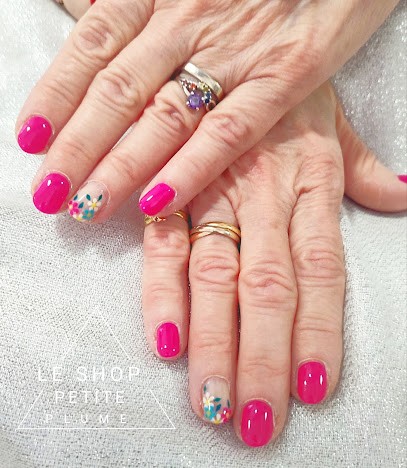 Le Shop by Petite Plume, Esthéticienne à Aubagne