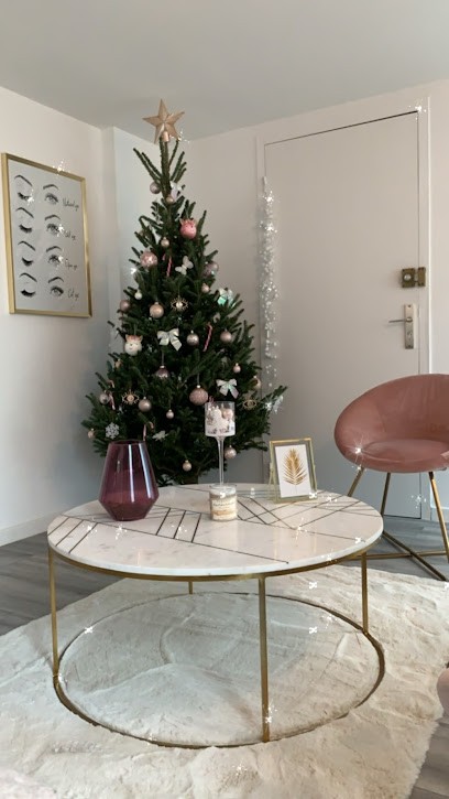 Shirley Cil Me Plait, Institut de Beauté à Quimper