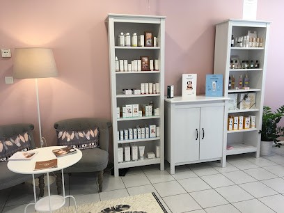 La Maison De La Beauté By Emi, Institut de Beauté à Saint-Alban-de-Roche