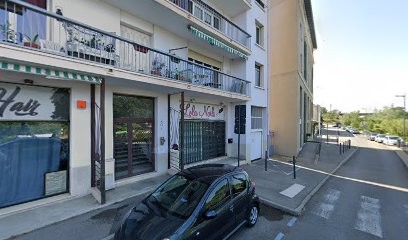 Lola Nails Styliste Ongulaire, Institut de Beauté à Beaucaire