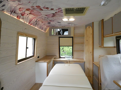 Lilabelle La Beauté Mobile Institut De Beauté à Jozerand