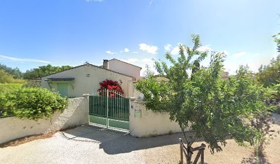 Créateur de Regards maquilleuse professionnelle, Esthéticienne à Verquières