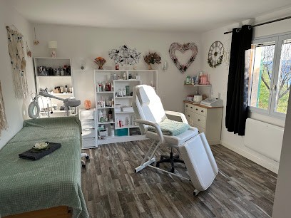 Villa Floline, Institut de Beauté à Liausson