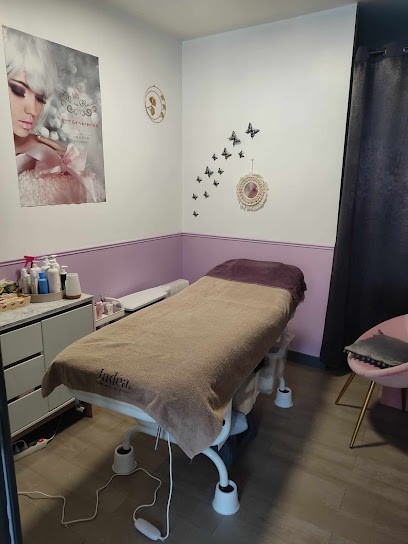 Natur'essence Centre De Beauté Holistique, Institut de Beauté à Ribécourt-Dreslincourt