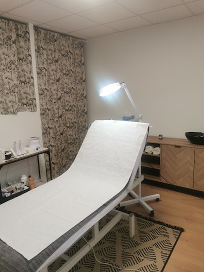 Cyndie Esthétique, Institut de Beauté à Lourdes