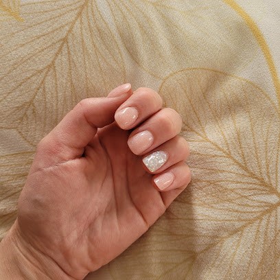 L'atelier De Cha', Institut de Beauté à Plaissan