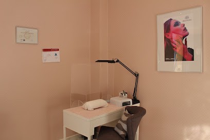 MK Esthétique, Institut de Beauté à Poussan