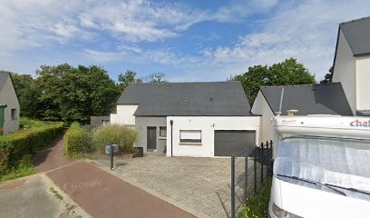 Linea's Studio, Institut de Beauté à Ercé-en-Lamée