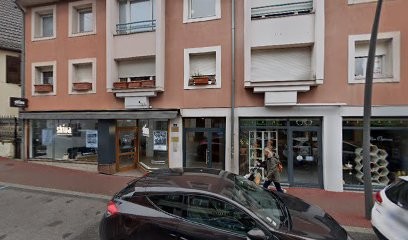 Les sourires de Lisa, Esthéticienne à Saverne