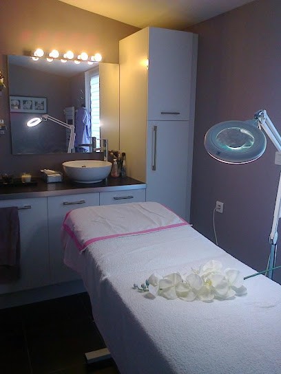 Institut De Beaute Oceanys, Institut de Beauté à Saint-Gilles-Croix-de-Vie