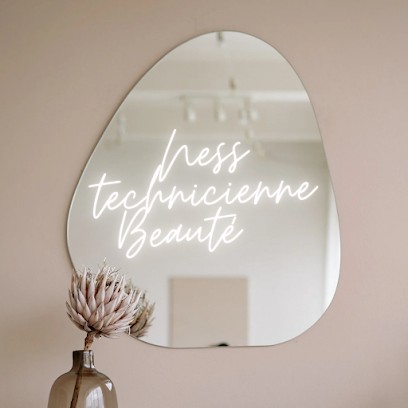 Ness Technicienne Beauté, Institut de Beauté à Itteville