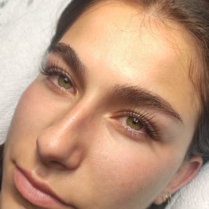 L'atelier Du Regard By Estelle, Institut de Beauté à Gémenos