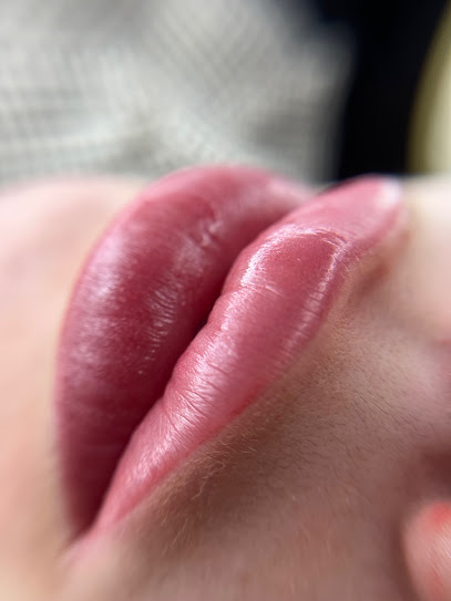 Charlotte Salti Maquillage Semi Permanent- Le Sourcil By Charlotte, Institut De Beauté à Strasbourg
