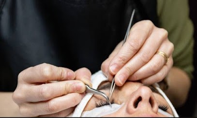 Biendanssasilhouette, Institut de Beauté à Maubec