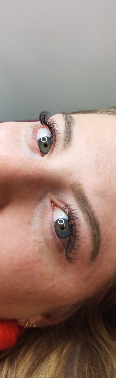 Encre & Cils | Institut de maquillage semi-permanent, Institut de Beauté à Pontoise