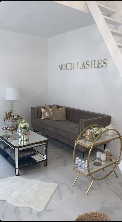Nour Lashes Institute, Institut de Beauté à Saint-Avertin