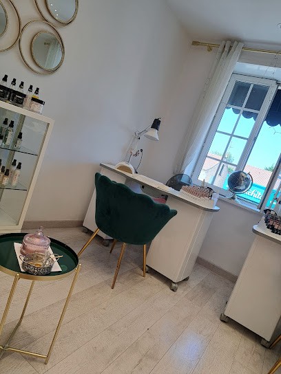 Lady's Coiffure & Esthétique - Saint-Ouen-l'Aumône, Institut de Beauté à Saint-Ouen-l'Aumône