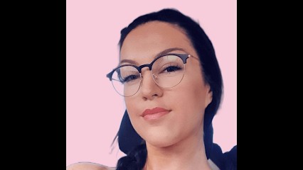 Anais - Esthéticienne à Domicile - Wecasa Beauté, Institut de Beauté à Ennetières-en-Weppes