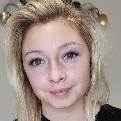 Renicils - Formations Et Prestation Extensions De Cils, Institut de Beauté à Vannes