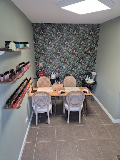 Salon De Beauté Anaïs, Institut de Beauté à Moulle