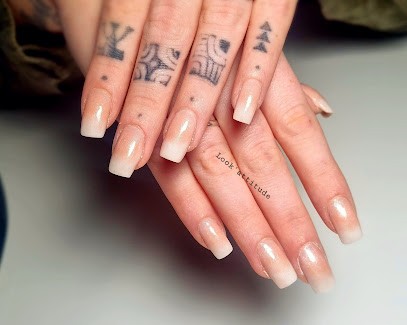 Ongles & Look 'Attitude, Institut de Beauté à Pesmes