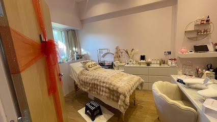 L'atelier D'amandine, Institut De Beauté à Aubagne