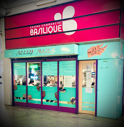 Nelly Nails - Centre Commercial Basilique Institut De Beauté à Saint-Denis