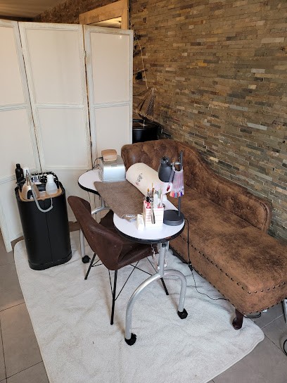 Laureena'Studio, Institut de Beauté à Méry-sur-Oise