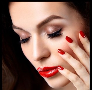 Kristina MyOnglerie Lashes & Brows, Institut de Beauté à Vaulx-Milieu