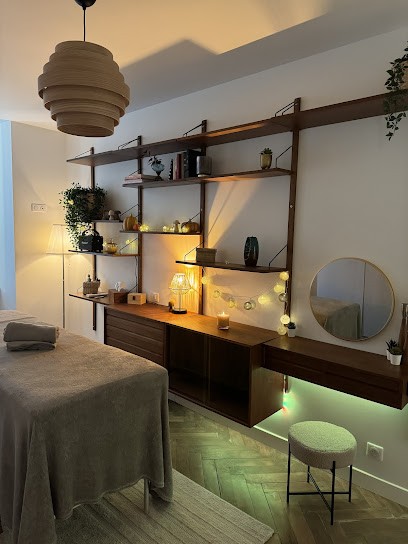 Sophistiqué Massage Soin Visage Head Spa, Institut de Beauté à Châtillon-sur-Marne