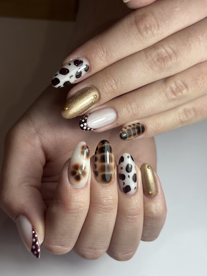 Nails And Candles By M Institut De Beauté à Frugerès-les-Mines