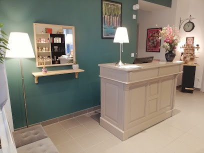 Thébaïde - Institut De Beauté, Institut de Beauté à Saint-Victor-de-Cessieu