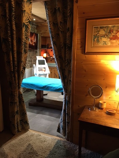 Attitude Institut, Institut de Beauté à Verchaix