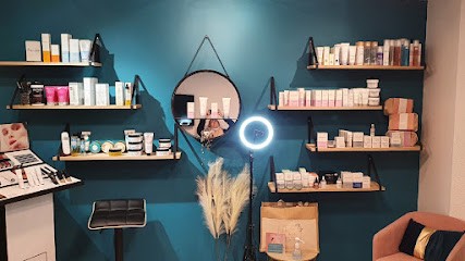 MBEAUTE, Institut de Beauté à Malemort