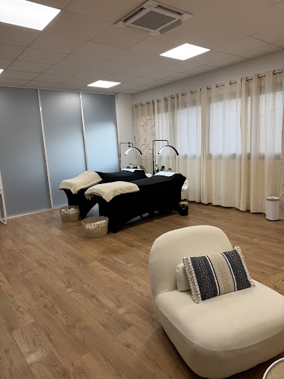 Les Infirmières Du Regard, Institut De Beauté à la Fare-les-Oliviers