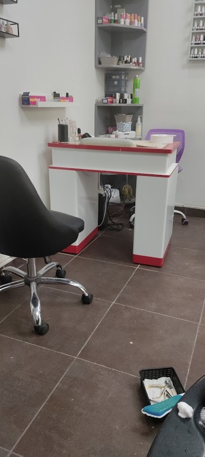 Beauté Nail & Chez Julie - Nogent-sur-Marne, Institut de Beauté à Nogent-sur-Marne