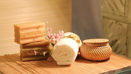 Massages Esthéticienne Naturopathe Natur'Elo Esthétique A Domicile, Esthéticienne à Bormes-les-Mimosas