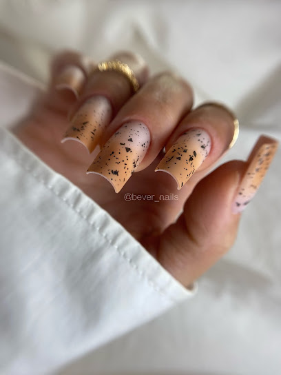 Bever-Beautystudio_Formation Nails/Lash Institut De Beauté à Plérin