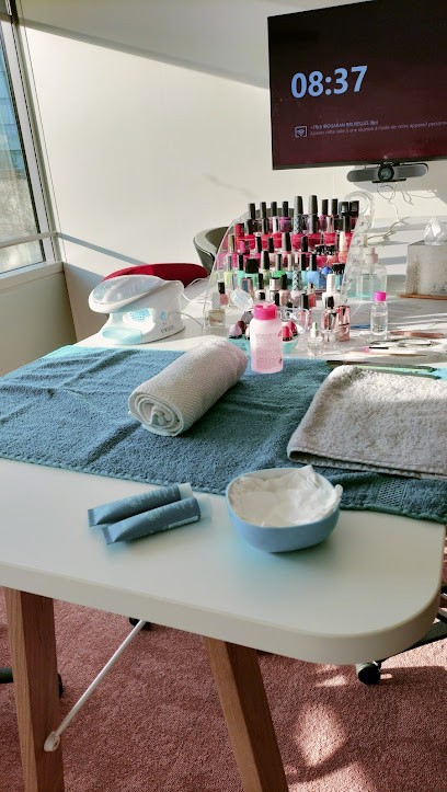 HALLERY Véronique, Institut de Beauté à Pontault-Combault