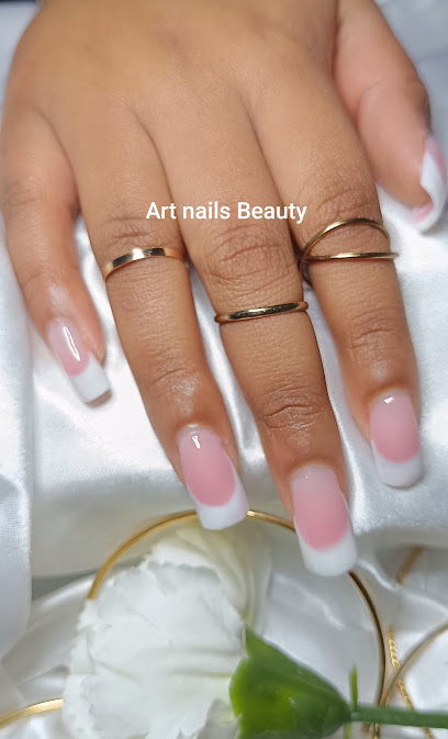 Art Nails Beauty, Institut De Beauté à l' Hermitage