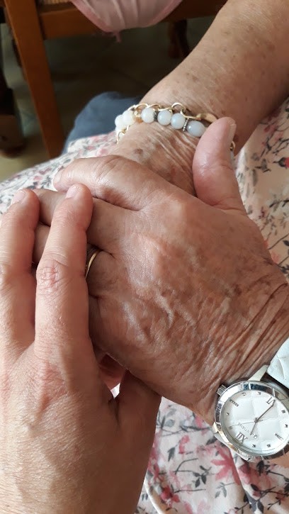 Socio-esthéticienne - Hypnose- Boulay Magali - Douceur Des Sens, Esthéticienne à Saint-Sauveur-de-Puynormand