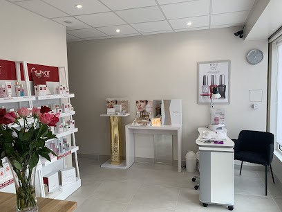 L'Institut de beauté, Institut de Beauté à Longperrier