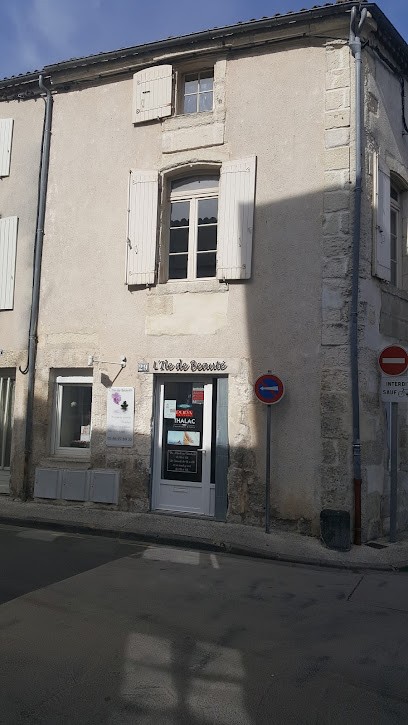 The Island Of Beauty, Institut de Beauté à Saintes