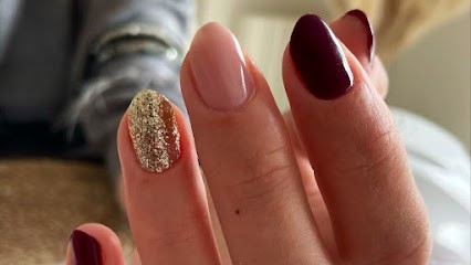 Les Ongles De Lau', Institut de Beauté à Roquebrune-sur-Argens