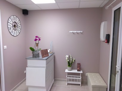 CharlottEsthétiC, Institut de Beauté à Courgains