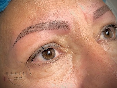 MANÏTIA Ongles et Cils, Institut de Beauté à Concarneau