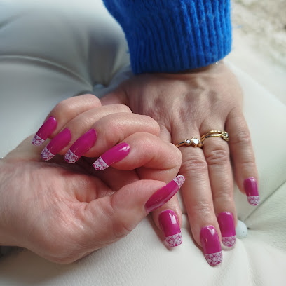 Kim'coiff&Nails.tatie Institut De Beauté à Effiat